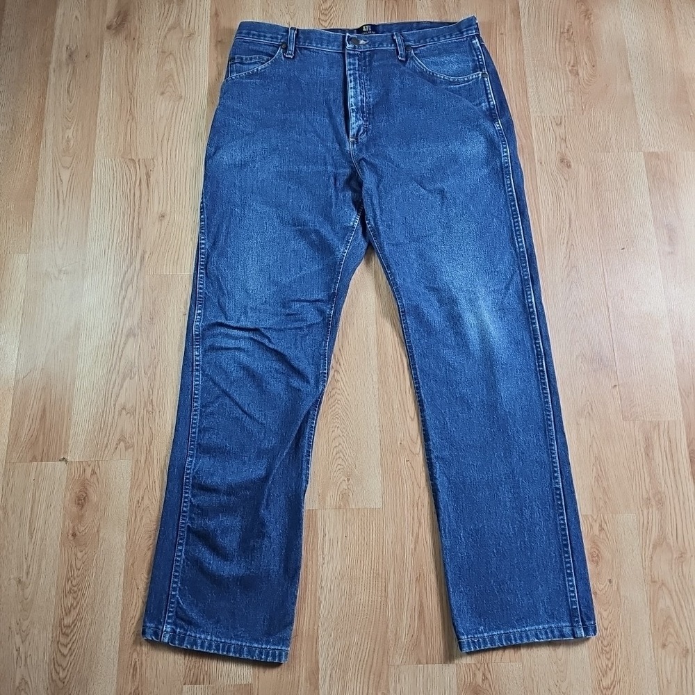 Wrangler Jeans Mens 36x34 Cowboy Cut Medium Wash Boot Blue Denim Workwear